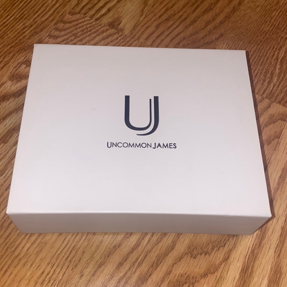 UNCOMMON JAMES GIFT BOX